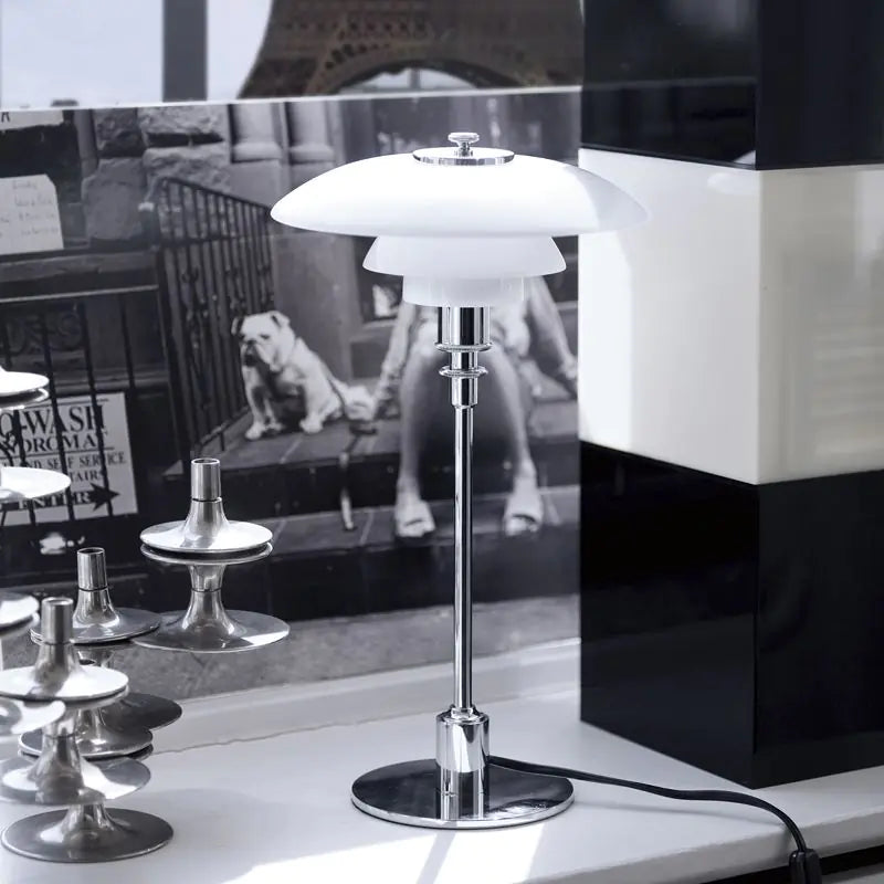 Louis Poulsen PH 2/1 Table Lamp