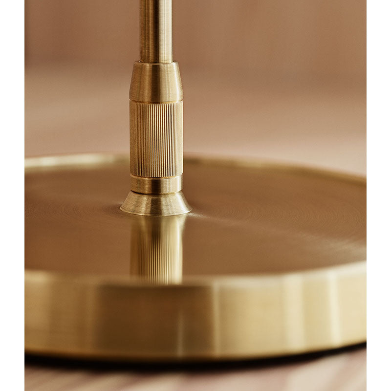 Fritz Hansen Clam Table Lamp