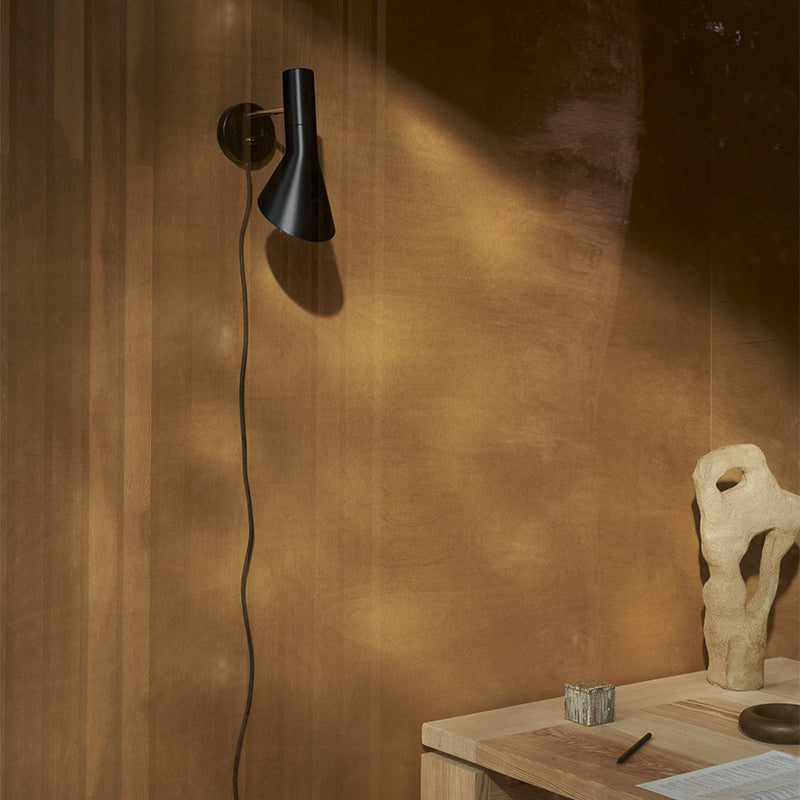 Louis Poulsen AJ Wall Light